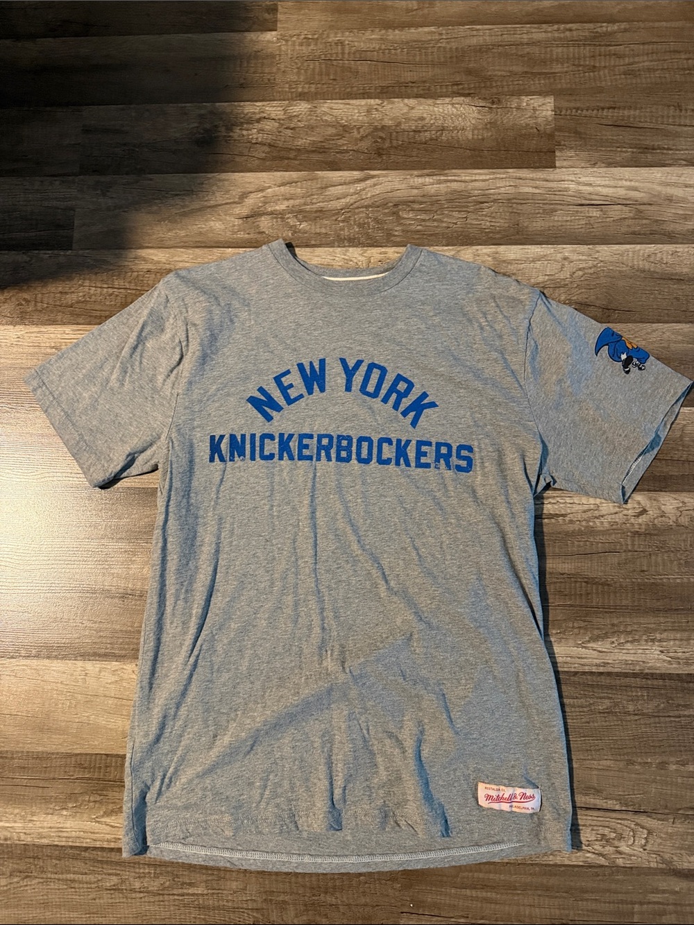 Vintage Mitchell & Ness Grey New York Knickerbockers Tee with Blue Logo